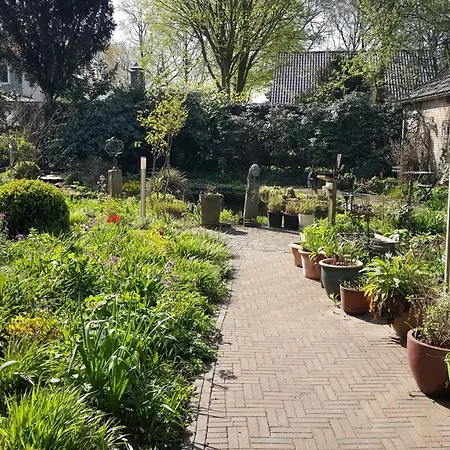 Bed & Breakfast De Slaperije 3*